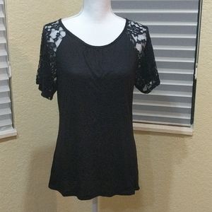 M Black Lace Sleeve Inner Beauty Top